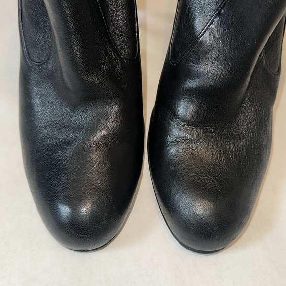 Stuart Weitzman black leather bootie clear and gold heel Sz 10 - Picture 8 of 11